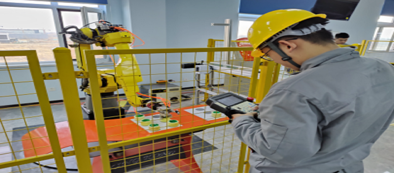公司动态  ▏诚宇集团举行工业机器人系统操作与运维职业技能等级证书考试